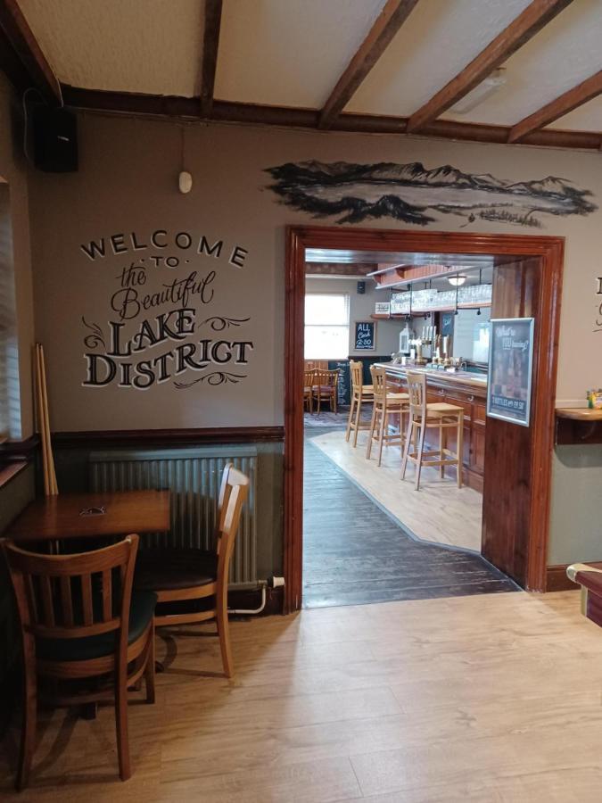 Twa Dogs Inn Keswick  Exterior foto
